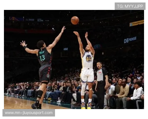 奇才快速推进,库兹马三分追分:勇敢拼搏,迎接逆袭的时刻 奇才快速推进,库兹马三分追分:勇敢拼搏,迎接逆袭的时刻