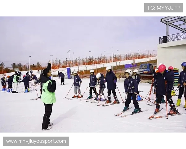 冰雪运动学院开展少儿滑雪教学的师资认证与示范基地建设，冰雪运动职业技术学院在哪里成立